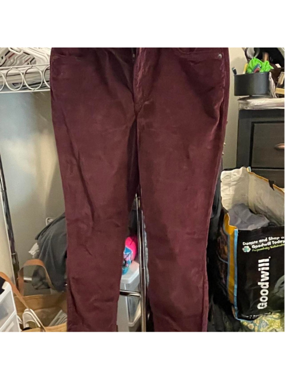 Burgundy suede like pants from Liz Claiborne in a size 16P #corduroy #workwear